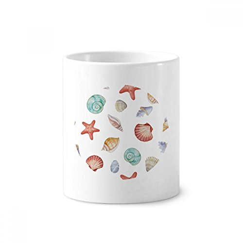 Tasse blanche pétoncle coloré : l'esprit marin s'invite sur votre bureau
