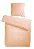 El juego de 2 piezas incluye 1 funda nórdica de 135 x 200 cm y 1 funda de almohada de 80 x 80 cm.