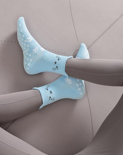 Image of Yawlsow Pilates Grip Socks for Women Cute Yoga Grippy Non Slip Non Skid Cat Socks with Cat Paw Gripper for Barre Workout