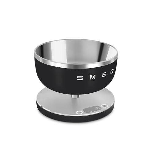 Báscula de cocina digital Smeg con pantalla LED y acabado negro mate 2