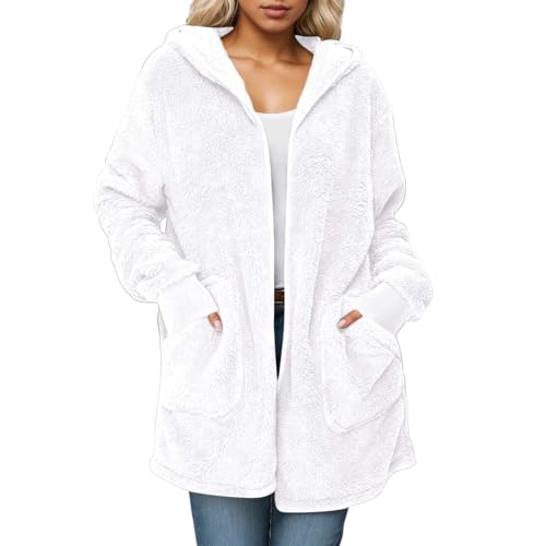 Cardigan à double capuche : fini les coups de froid grâce au tissu coupe-vent et cordon serrage