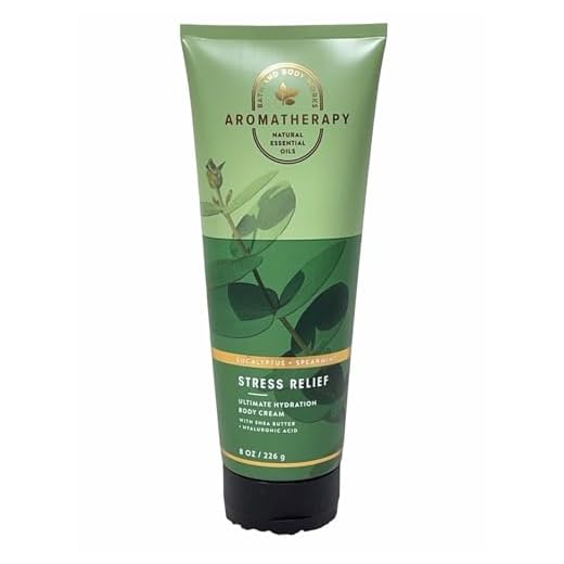 Bath & Body Works Aromatherapy Eucalyptus & Spearmint Body Cream with Natural Essential Oils 8 Ounce (Eucalyptus & Spearmint), 1 item