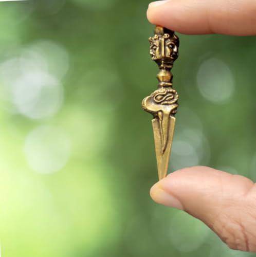 Purpledip Raro ídolo de latón en miniatura Phurba Dorje: estatua coleccionable con mano de obra detallada muy fina (12698P)