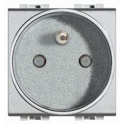 Bornes automatiques rapides pour cette prise 2P+T BTicino NT4142AN Livinglight Tech