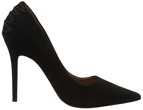 Steve Madden Footwear