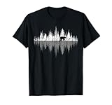 Trees Reflection Wildlife Nature Animal Bear Outdoor Forest T-Shirt