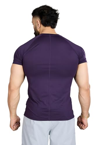 Image of FUAARK Men Solid Round Neck Slim Fit Tshirt