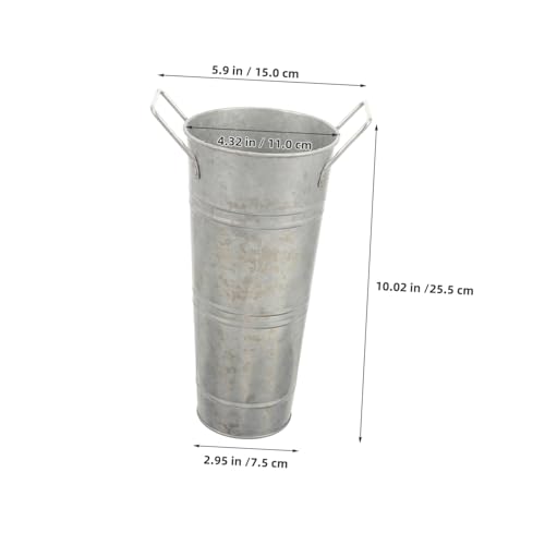Vase rustique en fer pour décoration champêtre de mariage