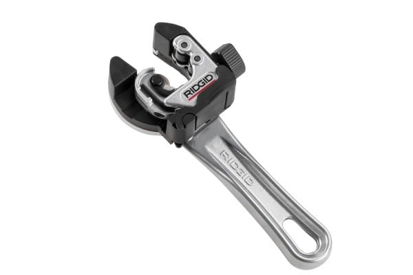 Image of RIDGID 32573 Model 118 2-in-1 Close Quarters Tubing Cutter for 1 /4 inch to 1-1 /8 inch Copper, Brass, and Aluminum Tubing, Compact tubing cutter with AUTOFEED (Pack of 3)