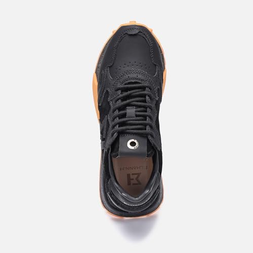 Image of The NSJ358 is a Modern Sneaker Made of Leather, It has a Sporty Made by a Stylish Design for Outstanding Look.Durability and Comfort.