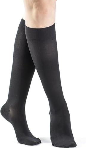 SIGVARIS Women’s Essential Opaque 860 Closed Toe Calf-High Socks 20-30mmHg - Medium Short - Black