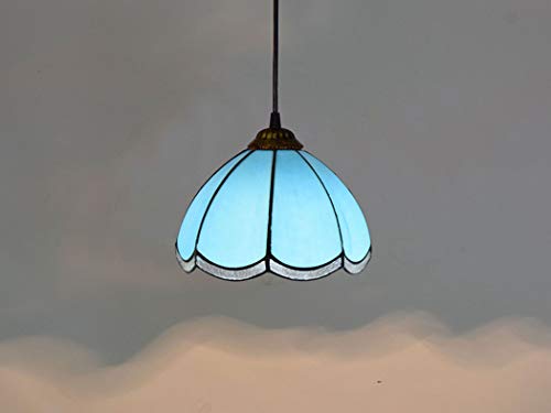 Suspension Tiffany rétro bleue pour ambiance de bar bistrot et salon chaleureux