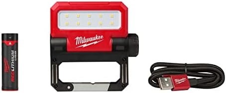 MILWAUKEE USB Rechargeable Rover Pivo