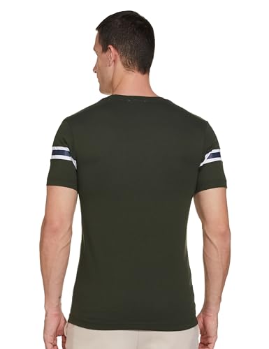 Image of United Colors of Benetton Men's Solid Regular Fit T-Shirt