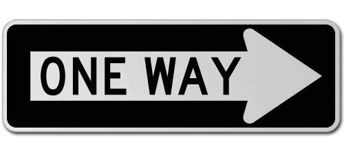Cartello in metallo con scrittaOne Way