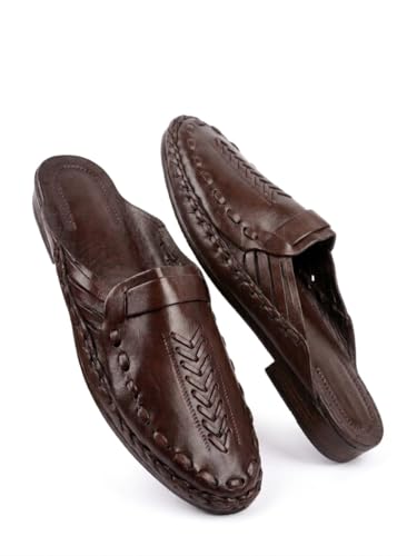 Image of wear the kolhapuri