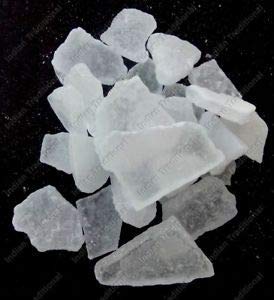 DEVAMA THE DIVINE® Grade A Quality NON-Edible - Desi Camphor - Bhim Camphor - IsoBorneol Flakes Camphor Kapur Karpur for Camphor Diffuser, Kapur Dani, Havan & Pooja - 100 Grams