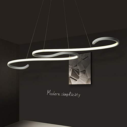 Suspension LED courbe pour illuminer les repas en famille et sublimer le salon contemporain
