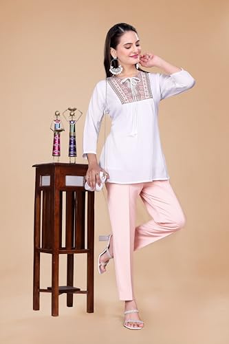 Image of Women's Casual Floral Printed Shirt | Button-Down Collar Three-Quarter Sleeve Top | Stylish Trendy Printed Shirt for Women | Relaxed Fit Cotton Shirts | Western Style Tops