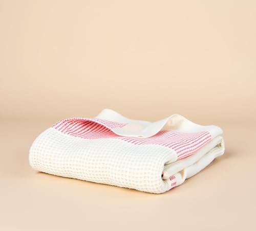Image of Thirsty Towel by Doctor Towels, Dobby Bamboo Bath Towel 200 GSM | Quick Dry & Ultra Soft | Antimicrobial Bamboo Towels for Bath Large Size 140 x 70 cm for Men & Women - Misty Pink