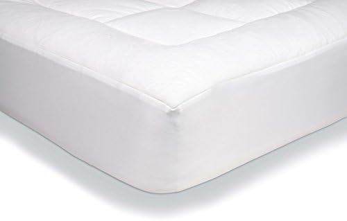 Amazon Basics Mattress Pad Polyester White Double 135 X 190 Cm Amazon Co Uk Home Kitchen