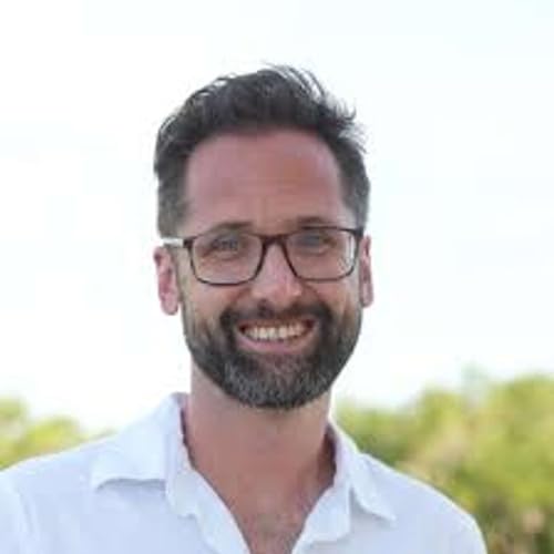 S3 E67 From Nurse to 500+ Mobile Home Pads: A Winning Real Estate Playbook with Tim Woodbridge copertina