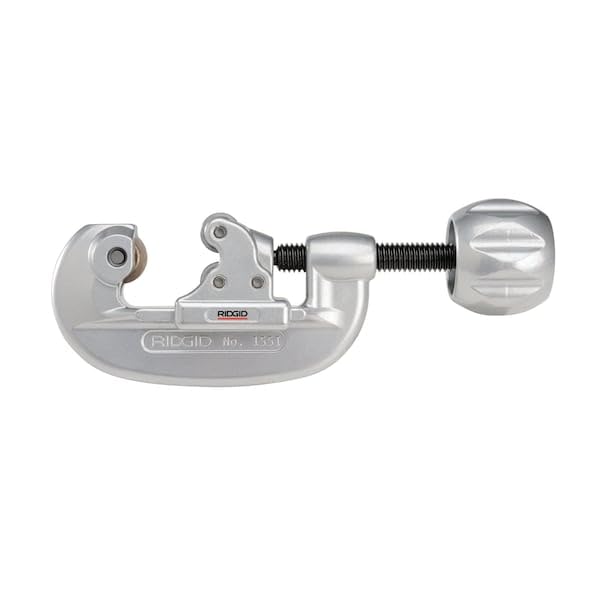 Image of RIDGID 29963 Model 35S 1 /4 inch to 1-3 /8 inch Stainless Steel Tubing Cutter with X-CEL Knob, Silver