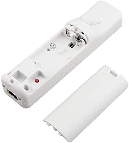 Lyyes Remote Controller for Wii, Wii Remote and Nunchuck Controllers with Silicon Case and Strap for Wii and Wii U (White) — 사진 6
