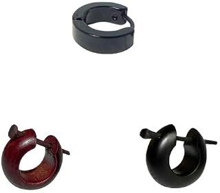 3 pendientes diferentes para hombre, 1 aro de madera color negro, 1 aro de madera color marron y otro diferente