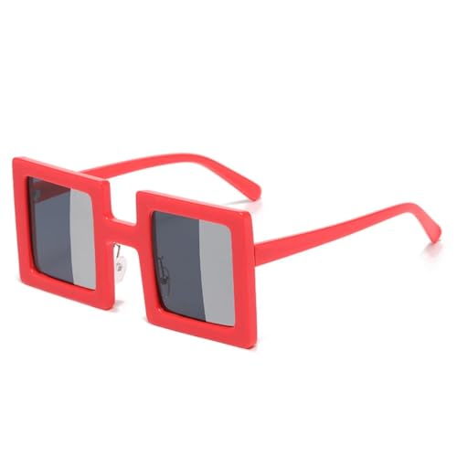 Lunettes de soleil femmes tendance et petites pour terrasses et sorties d'été