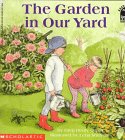 Paperback The Garden in Our Yard (Read With Me Paperbacks) Book