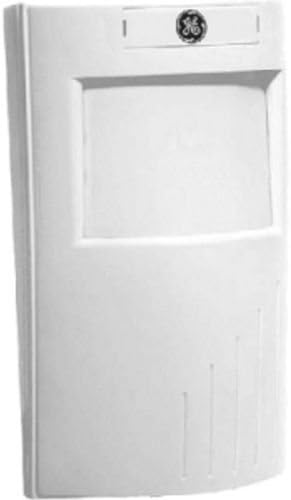 Interlogix PrecisionLine PIR/RCR Motion Detector, front view