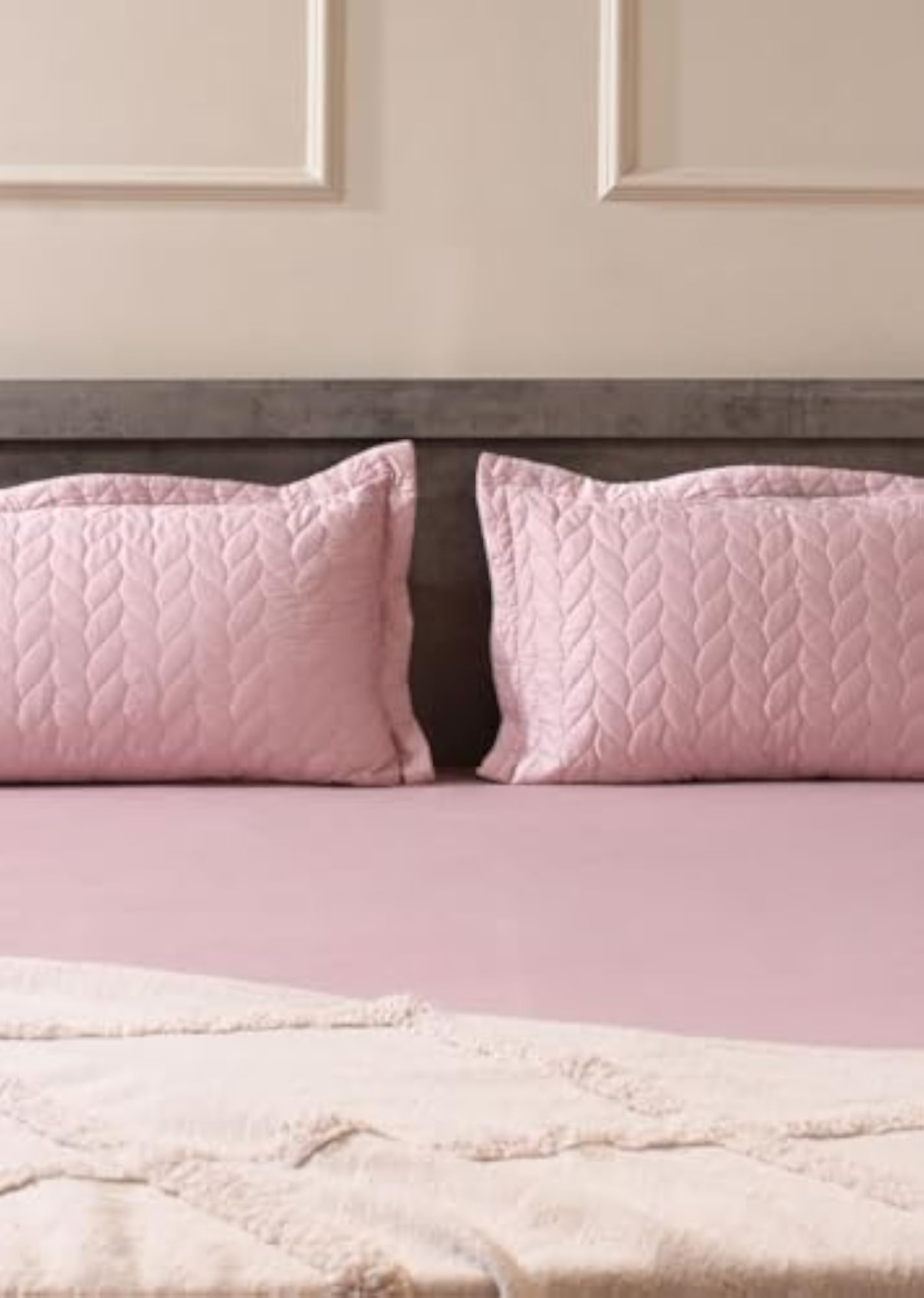 300TC Superking Bedsheet Set with 2 Quilted Pillow Covers