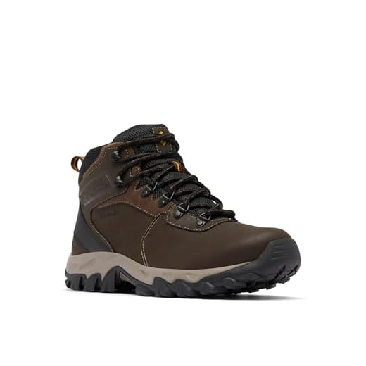 Columbia Men's Waterproof Hiking Boot for Comfort