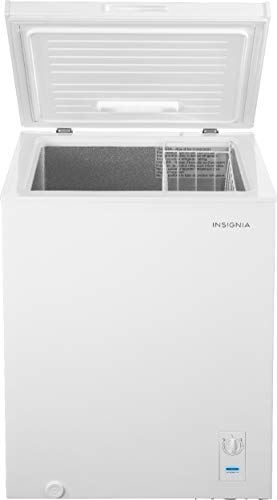 Insignia - 5.0 Cu. Ft. Chest Freezer - White on Fridge.com