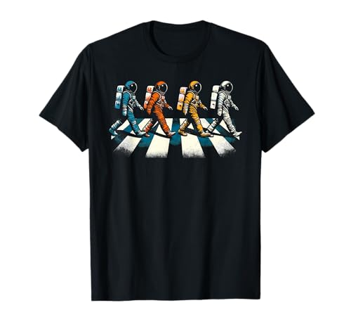 Retro Astronaut Outer Space Gifts Men Kids Women Funny Space T-Shirt
