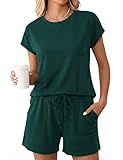 pyjama vert etam Tissu confortable : Confectionné dans un tissu doux et respirant, cet ensemble vous offre un confort optimal tout au long de la journée, idéal pour une tenue décontractée ou pour dormir.