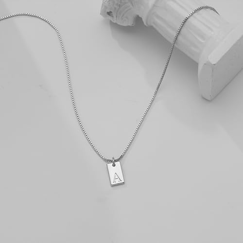 Collier femme chaîne mince or 14K pendentif initiale carré tendance - 4
