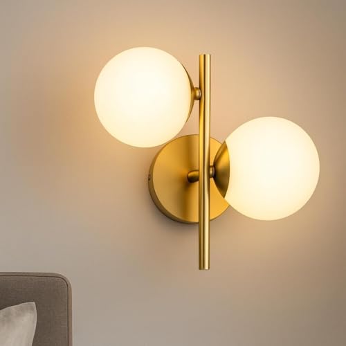 1️⃣ DESIGN MODERNO ED ELEGANTE Questa applique da parete presenta un design minimal con doppia sfera in PE e struttura in ottone, ideale per ambienti moderni come camera da letto, soggiorno, ingresso e studio.