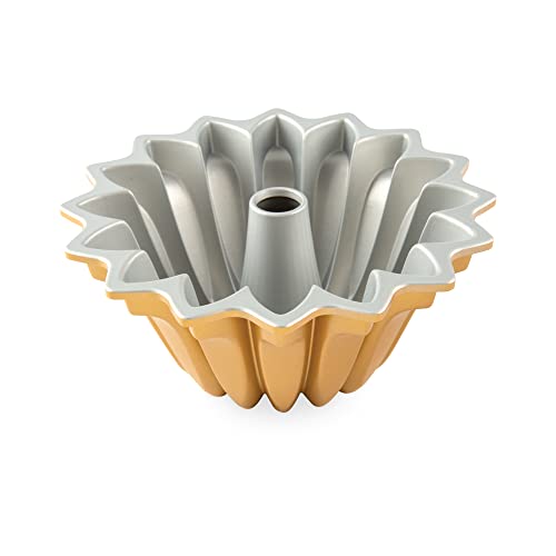Nordic Ware Lotus Bundt Pan Gold, 5 Cup Capacity - Image 9