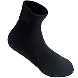 Confort optimal : Ces chaussettes en néoprène épousent la forme de vos pieds for un confort garanti lors de toutes vos activités. Que vous marchiez, randonniez ou nagiez, elles offrent un maintien parfait sans compromettre la flexibilité ni la performance.