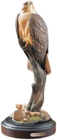 Wild Wings Escultura de halcón de cola roja por Phil Galatas