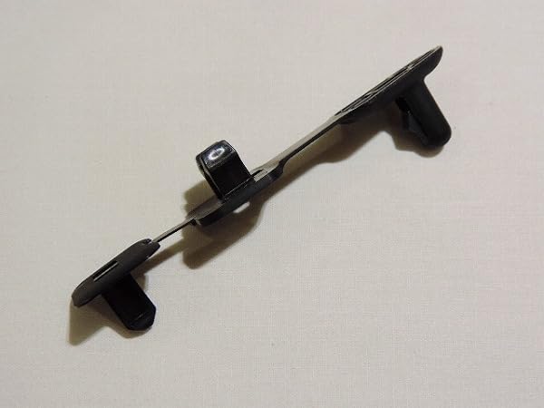 やおちゃんM Amazon | スズキ純正 フロアカーペット フック 75921-76G10 様々な車種