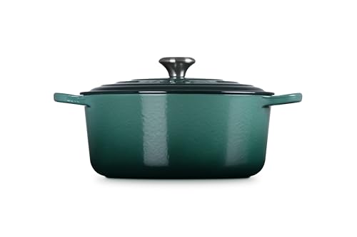 Image of Le Creuset Enameled Cast Iron Signature Round Dutch Oven, 7.25 qt., Artichaut