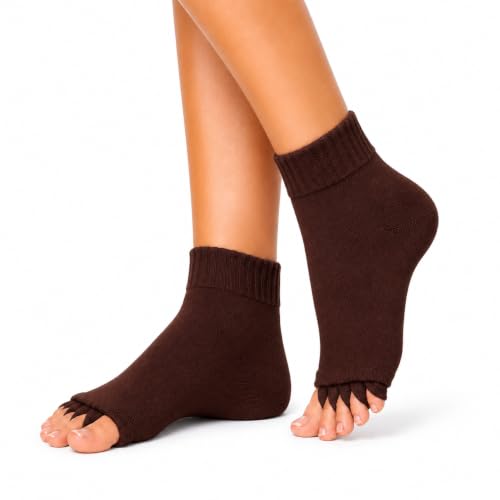 Image of Foot Alignment Orthopedic Cotton Socks for Men & Women | Five Toe Separator | Foot Pain Relief | Bunion Corrector | Plantar Fasciitis Support | Improves Posture & Flexibility | Free Size | Brown | 1 Pair