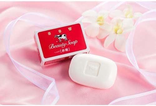 Amazon | カウブランド 牛乳石鹸 赤箱 石鹸 90g × 6個入 赤箱6個入り 4