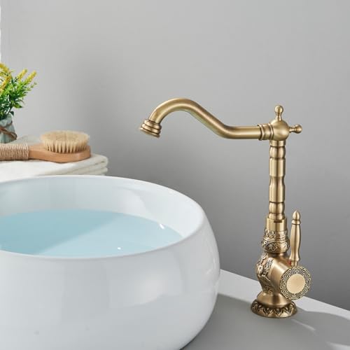 Robinet en laiton antique grand modèle pour évier rétro chic