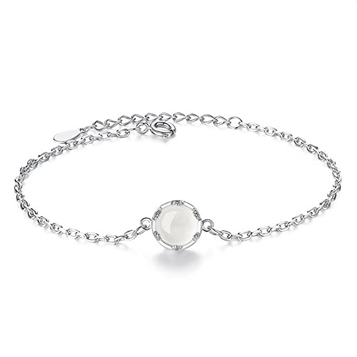 Chaîne en pierre de lune et calcédoine : bracelet à breloques élégant pour femmes