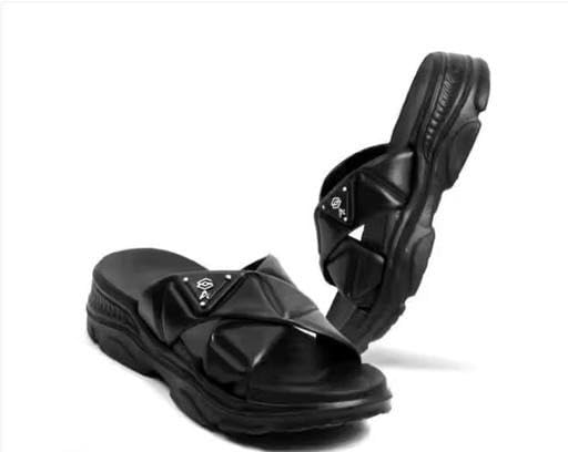 Comfortable thick-soled slippers for girls, perfect for daily routine, soft, durable, supportive, and easy to-image-43