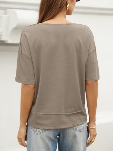Image of UNCLECAT Womens V Neck T Shirts Summer Trendy Loose Fit Casual Tops Tees | Short sleeve, Spliced hem, Flowy graphic tees,Solid color cute basic t-shirts